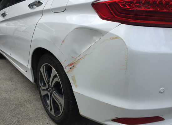 大きく損傷してしまったパネル